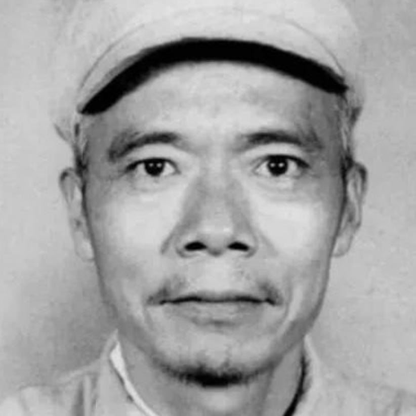 1937年，地下党员涂作潮与邻居打牌。闲聊中，邻居突然凑到他耳边，轻声说：老兄，