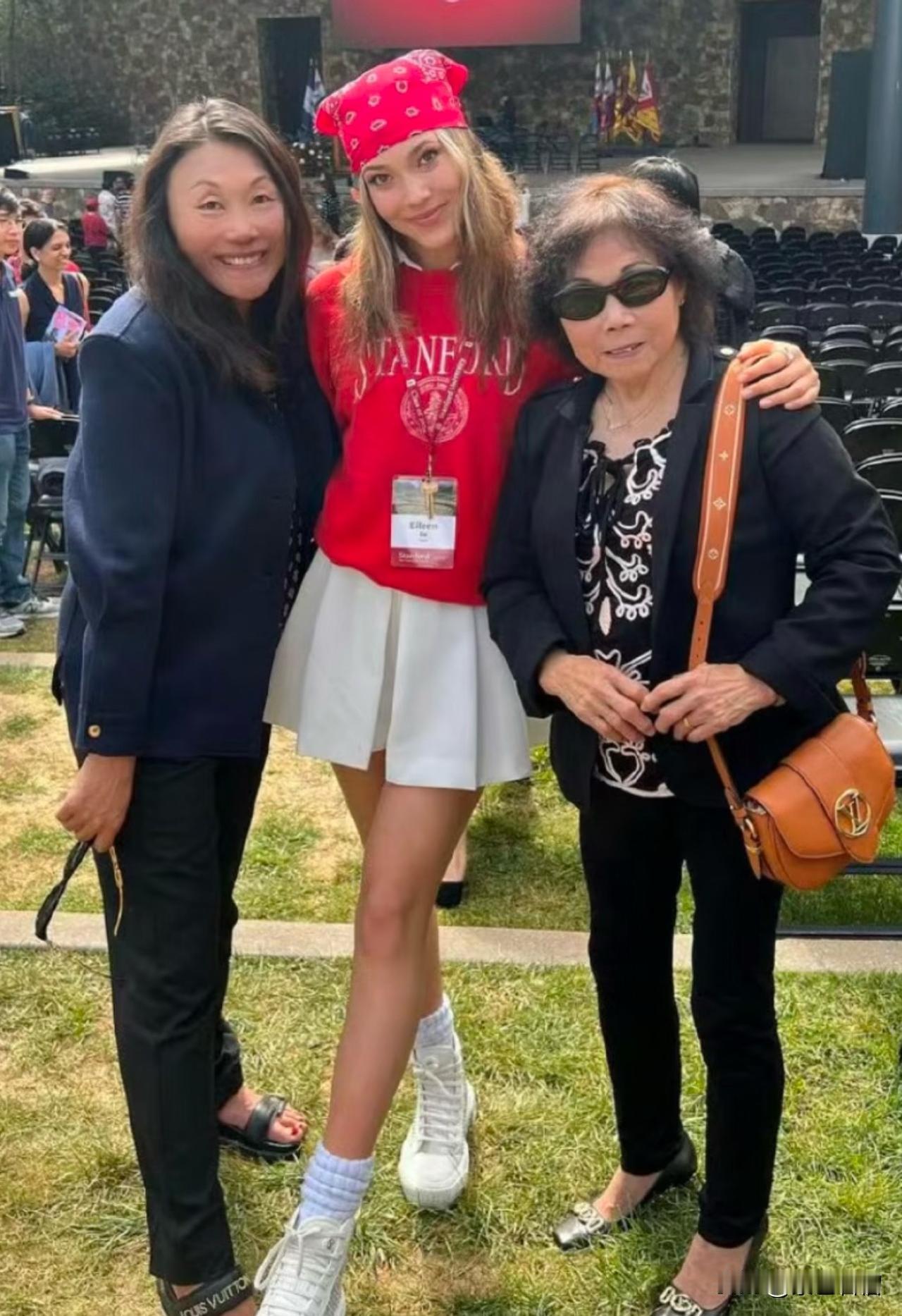 原来谷爱凌名字里藏着三个女人的爱！谷爱凌的英文全名是Eliee