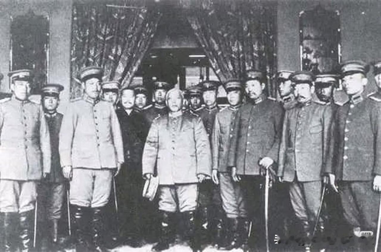 北洋政府确实如历史书上所说的，非常腐败。但这个腐败的北洋政府，也有几点亮色，颇令