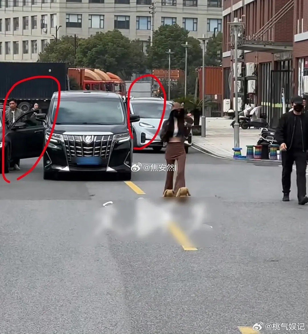 是不是堵路了啊。。