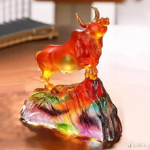 第一名：生肖牛🐂袁天罡icon推算生肖属牛的人一生有三坚志坚，骨坚