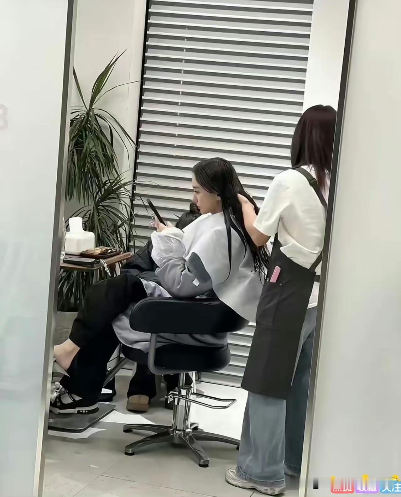 老天呐，真人比电视上漂亮多了