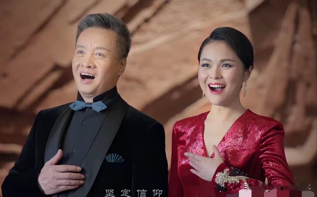 其实关于龚爽的离开，所有人都忽略了一件事。那就是她走之前，早就一场一场地，