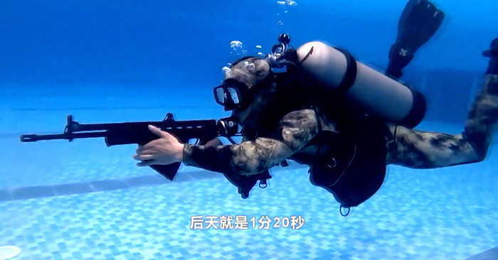 上天能跳伞 下水能射击 “在三连，没有攻不下的阵地”