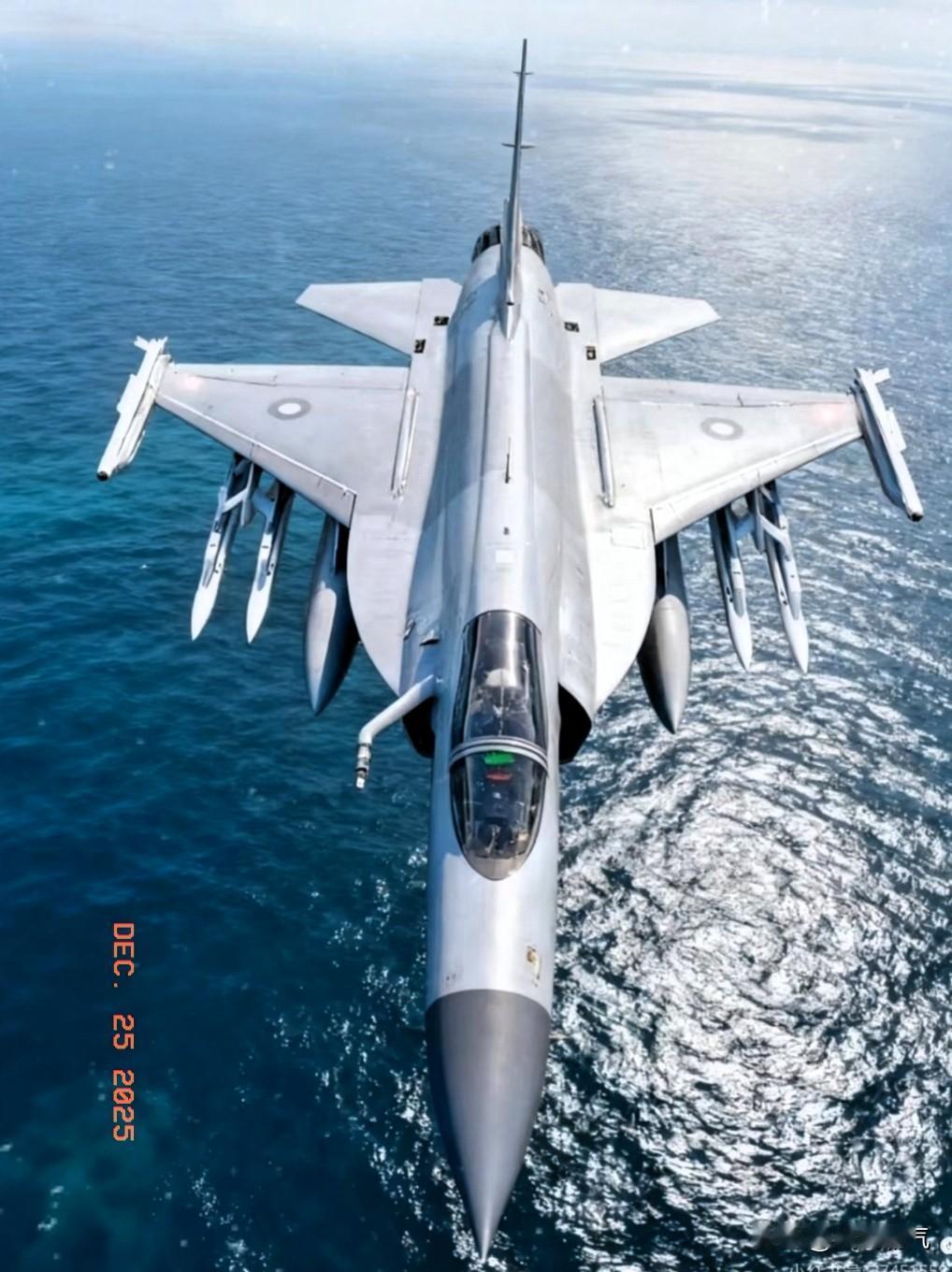 大好消息来了，巴基斯坦已经准备把枭龙战斗机卖给利比亚！你没有听错，就是目前还处在