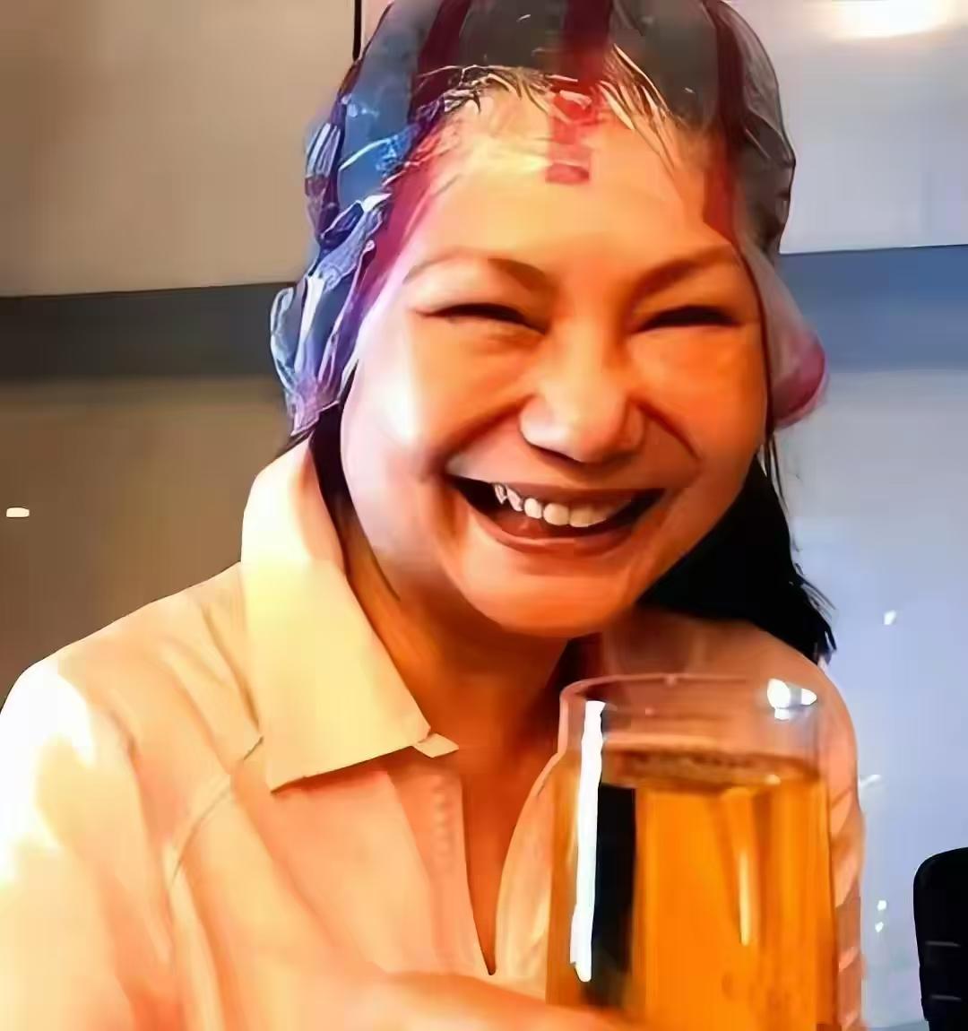 大S的妈妈黄春梅又出来搞事情了。7月8日。黄春梅对媒体哭诉说自己现在已经处于
