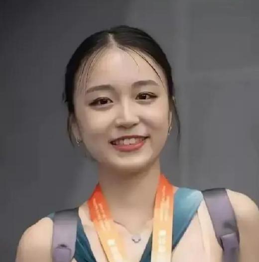 哈佛顶尖教授悄悄辞去终身教职毅然回国，女儿随后更是果断放弃美国国籍！他在离开实验