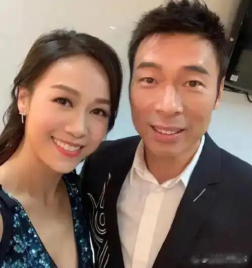 人真的不能出轨，不然要用一生去弥补这个错误，5月7日许志安在港媒面前宣布10月办