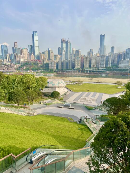 来不及跟外网解释了！！！重庆真的太超前了！