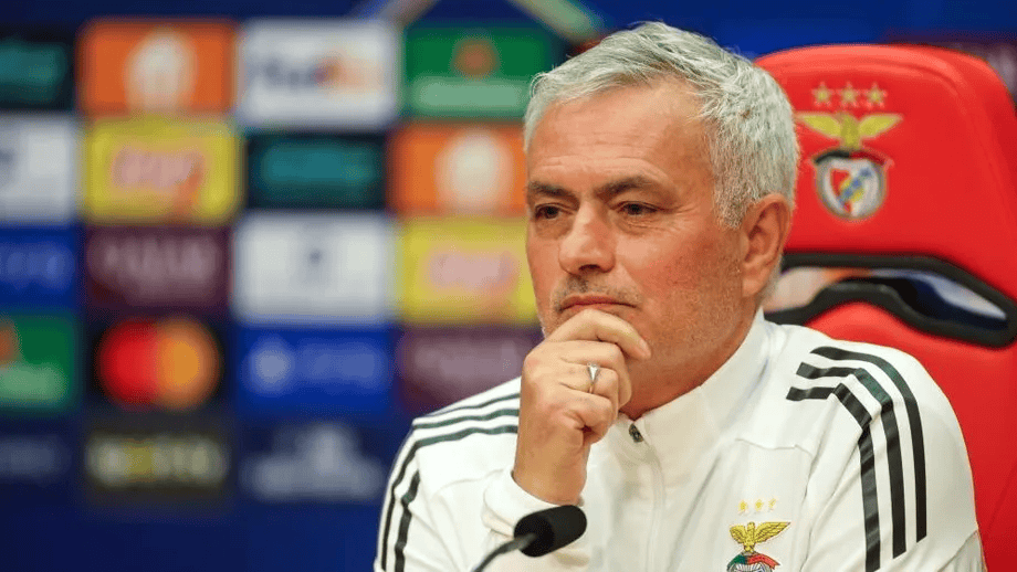 穆帅: 为庆祝向阿韦洛亚道歉;姆巴佩痛击我们, 本菲卡拼了