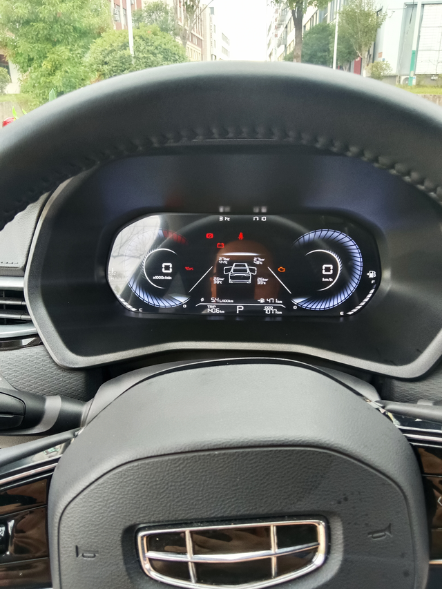 四代帝豪冷却液各位帝豪车友请问下你们去做保养时有没有说换冷却液？上次去做二保建