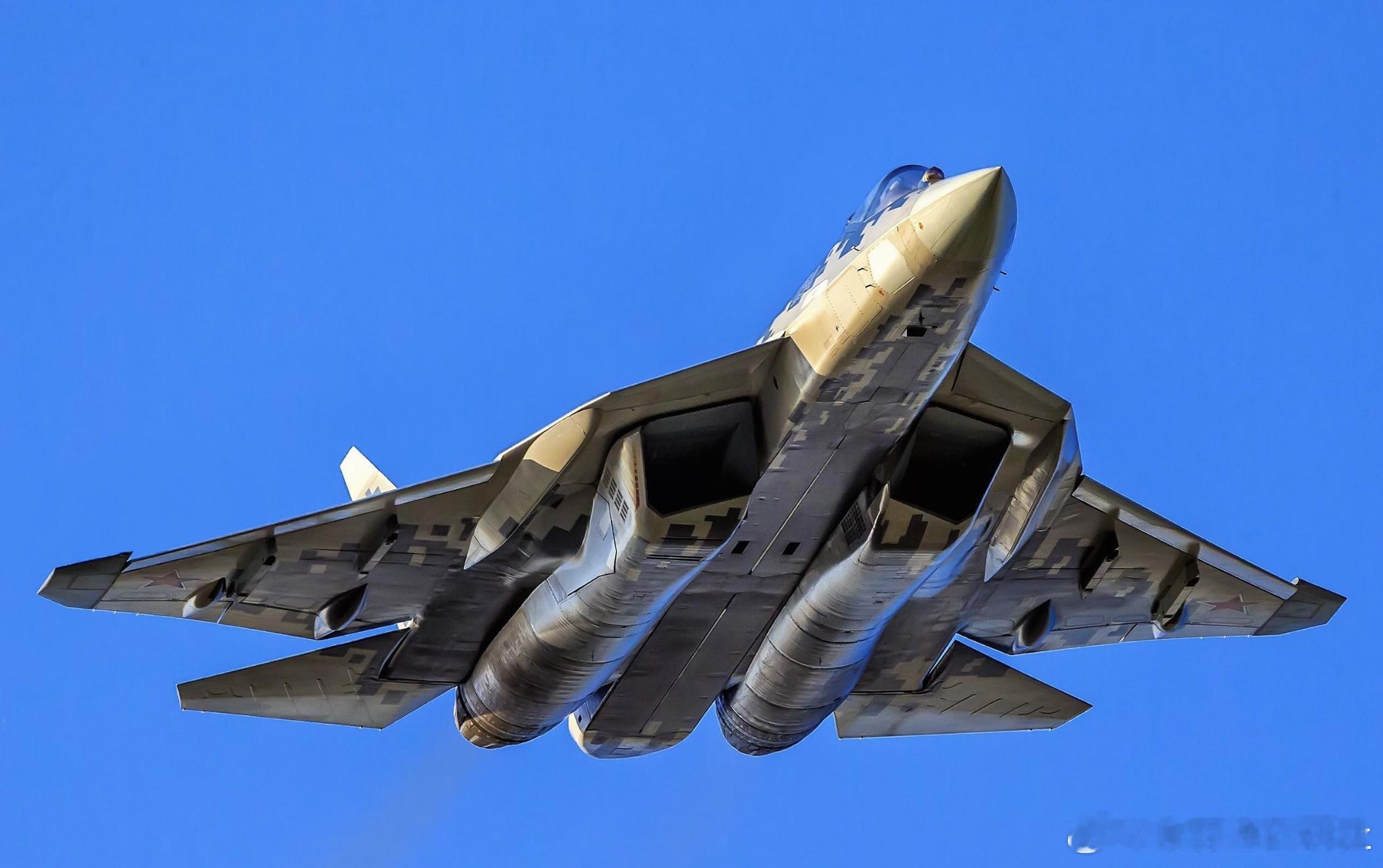 苏-57新发动机首飞烽火问鼎计划热血军迷大本营苏-57新发动机首飞，却难掩