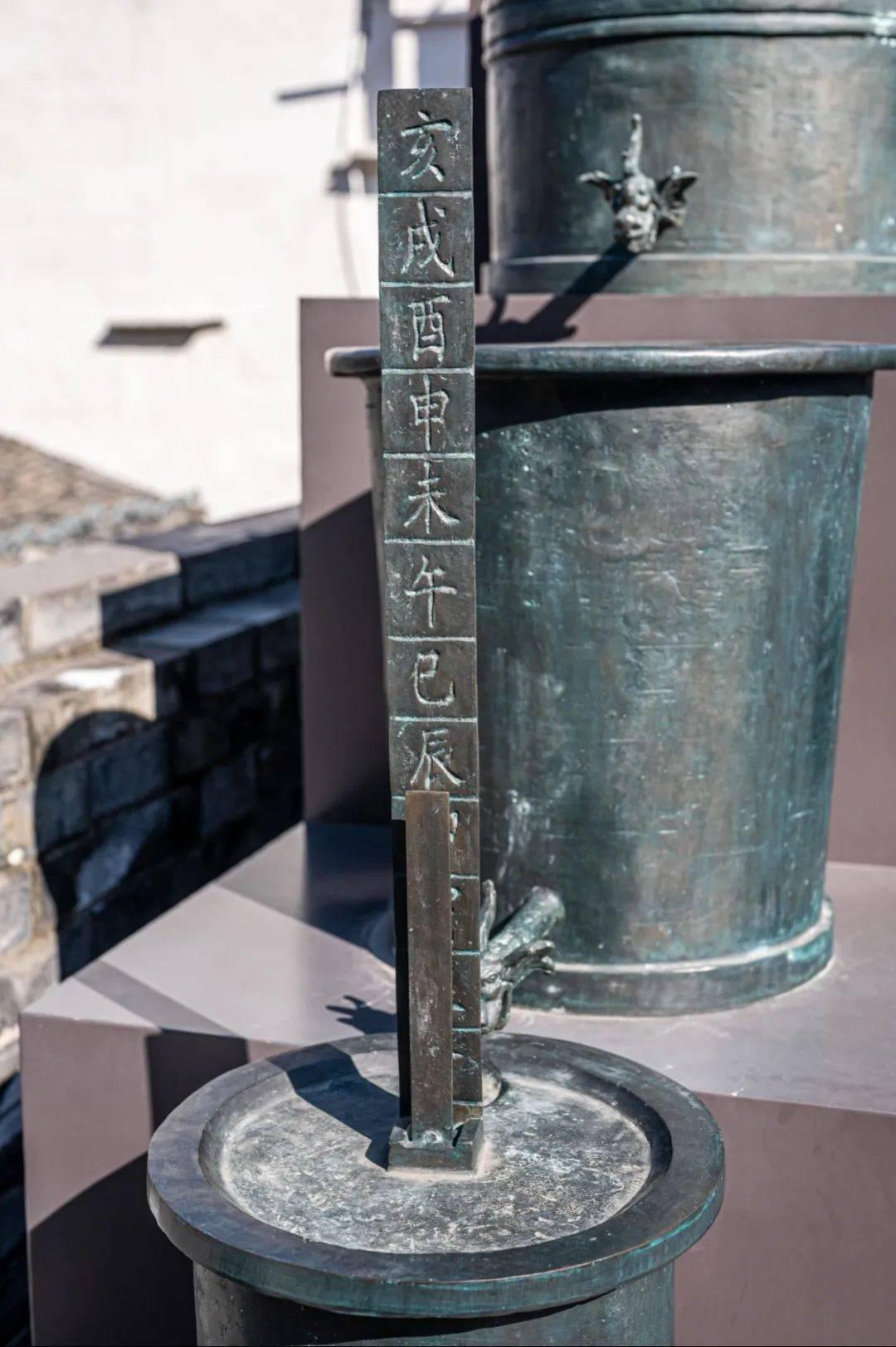 汉代人如何计时，漏刻和圭表各用在什么场合，精度差距有多大？长安城里，太史令掌