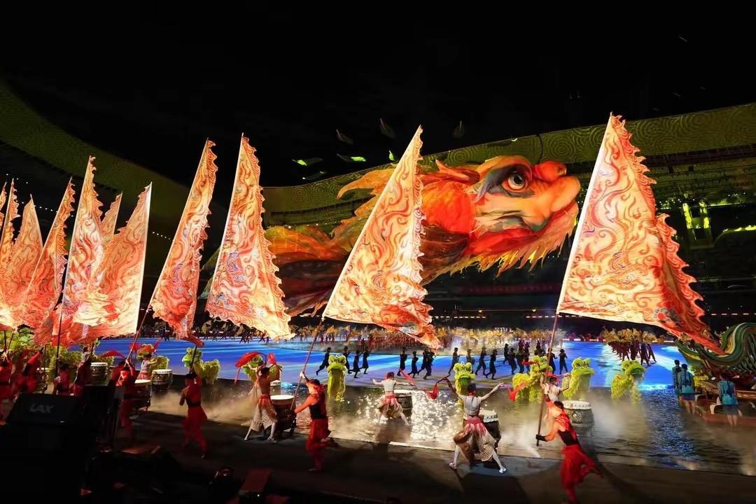 11月9日全运会开幕式太惊艳了！100头醒狮腾跃登场，刚劲舞姿展现岭南文化魅力，