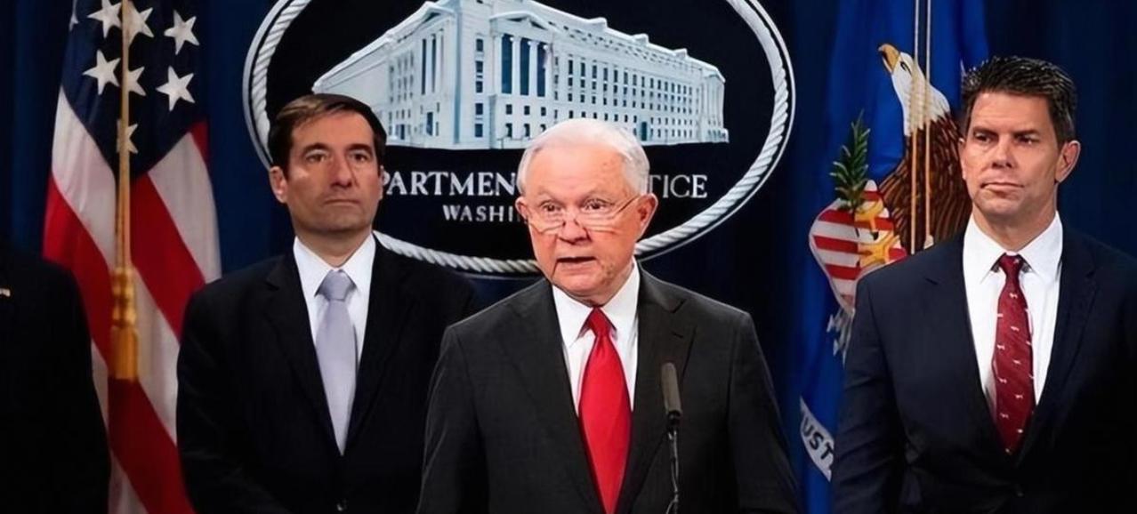 国际足联：6000万美元就6000万美元吧！签合同。央视：我说的是6000人民币