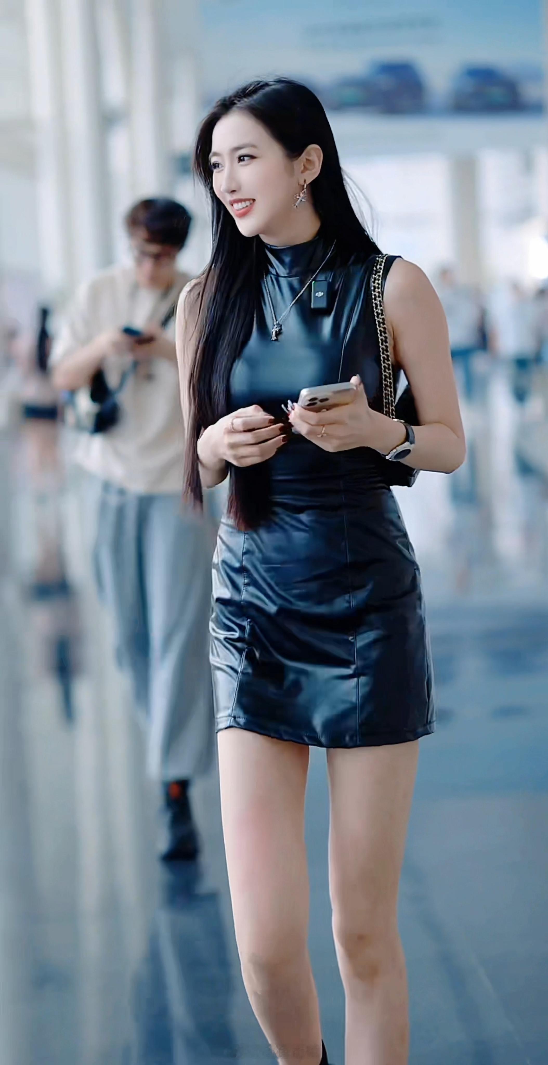 【成都街拍】你心动了吗？丨摄影拍照每日穿搭