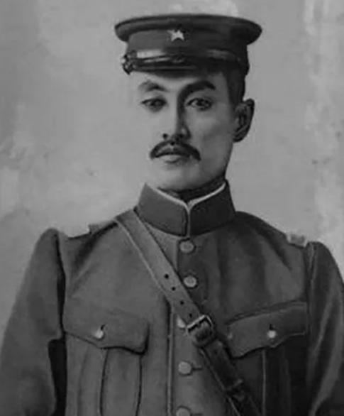 1925年冬，郭松龄反张作霖失败被杀后，郭家财产被如数查封，郭家住在沈阳大东关北