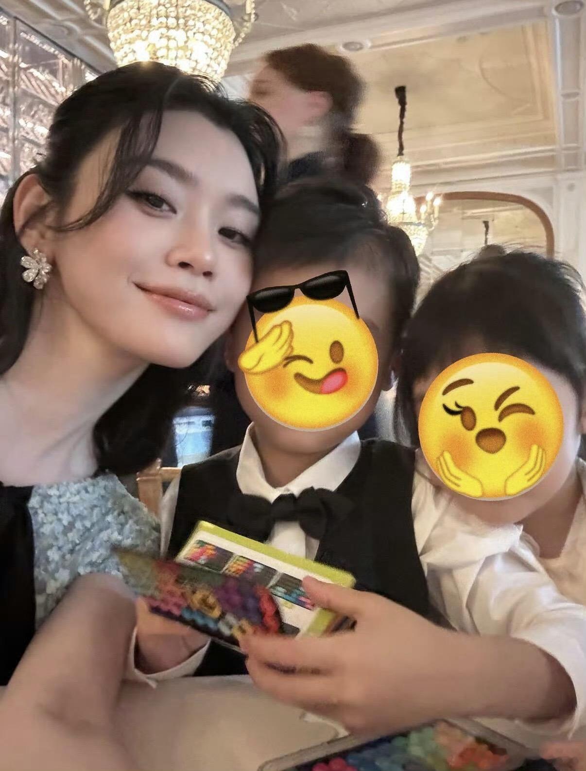 何猷君奚梦瑶婚礼欢迎晚宴奚梦瑶情商真的很高的，而且儿女双全，成功在豪门立住位