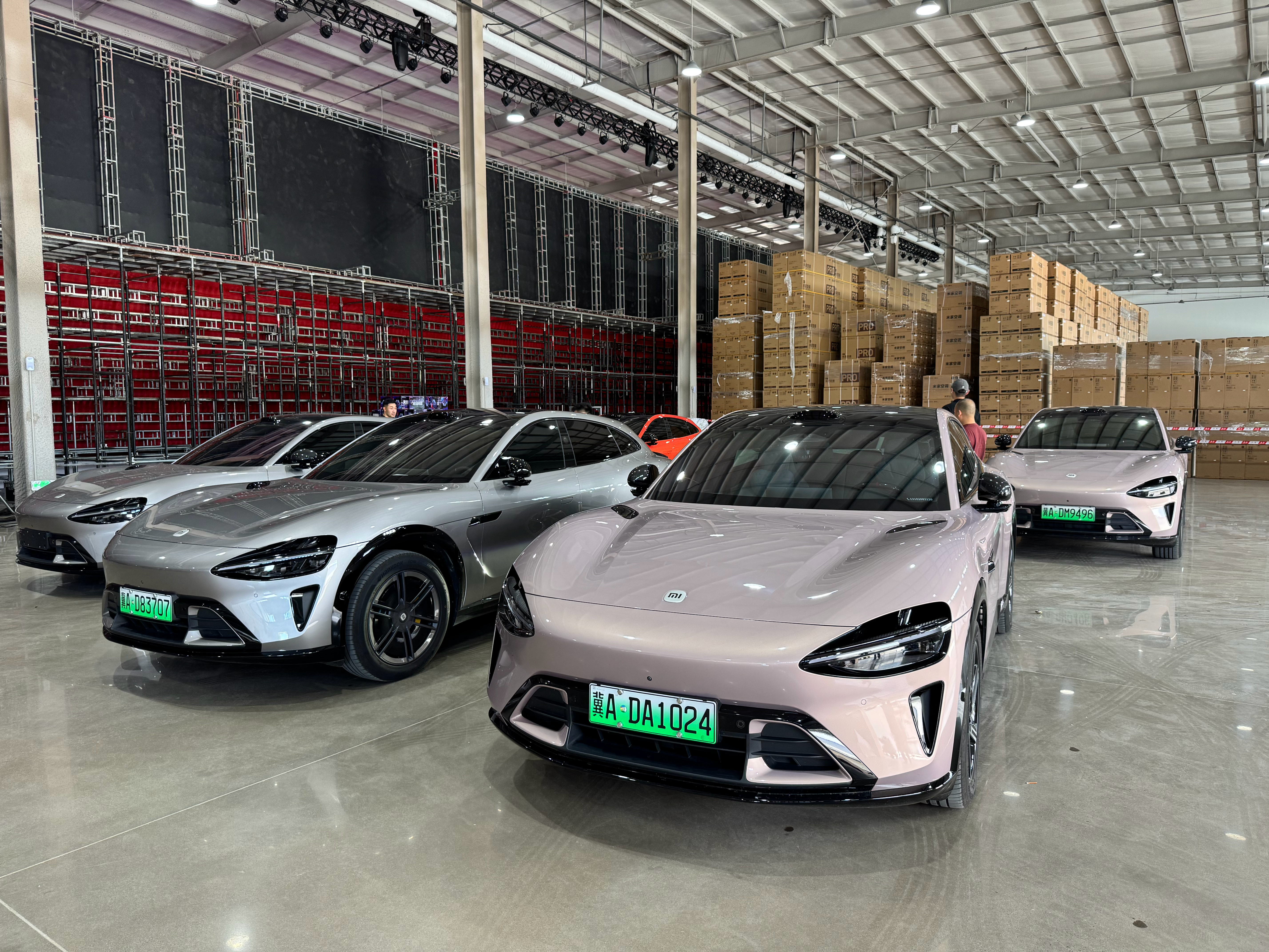 早，我已经把我的小米YU7送来打工了，我回家，车子自己会赚钱[doge]​​​