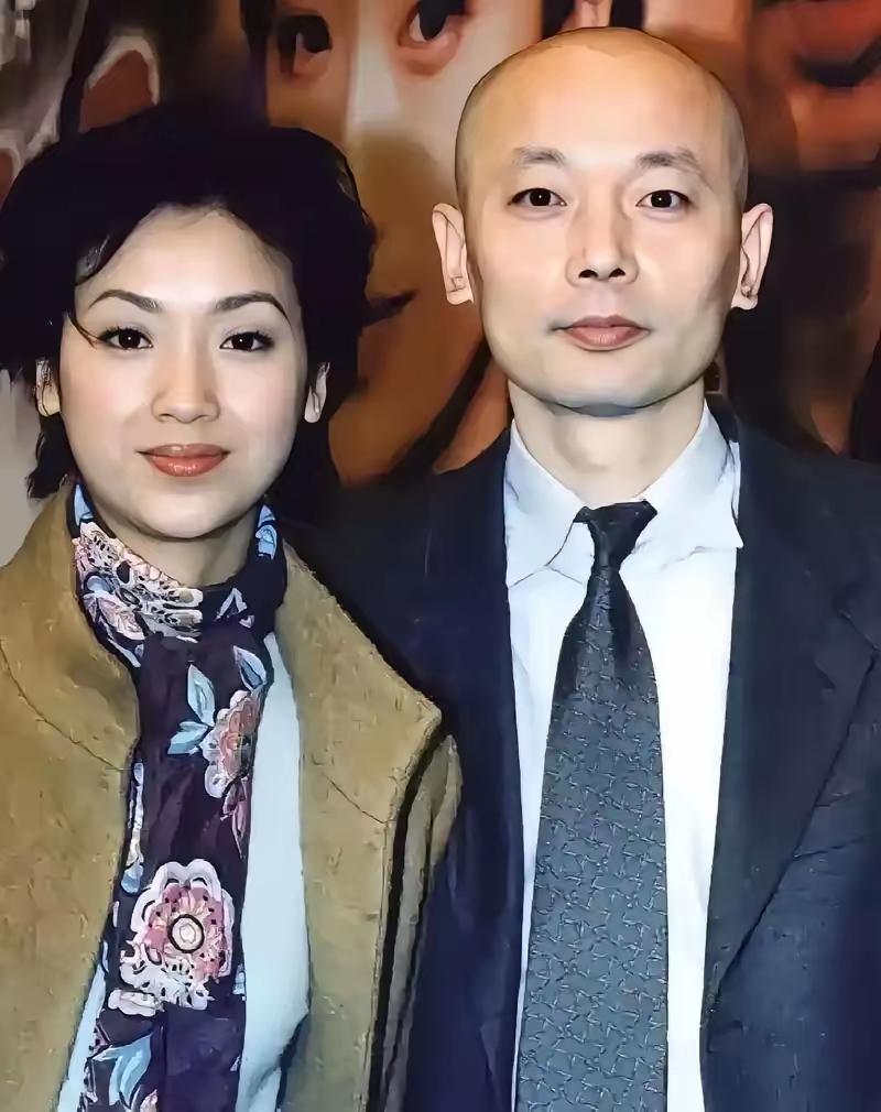 谁能想到，葛优当年吐槽的“败家媳妇”，竟是帮他躺赚3亿的理财大神！1995年他揣