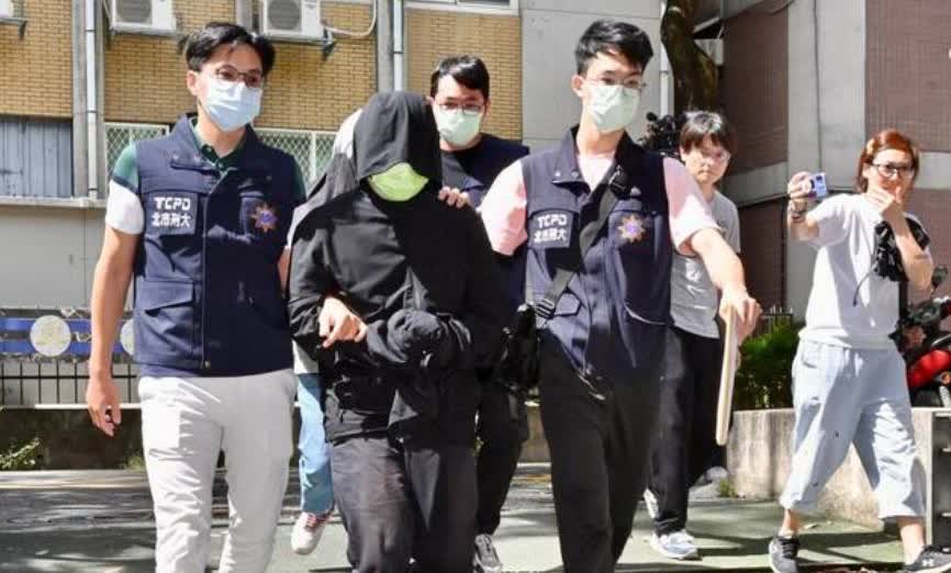 恐吓柯文哲案11名检察官台中情侣女声押、男请回台北地检署侦办柯文哲