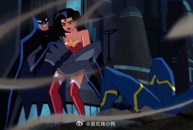就一直傻笑，女王和她的猫