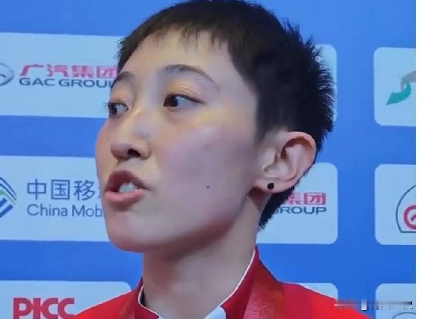 山东队夺冠，混采区采访大梦太搞笑了！范思琪先说了输给莎莎后，情绪受到了影响
