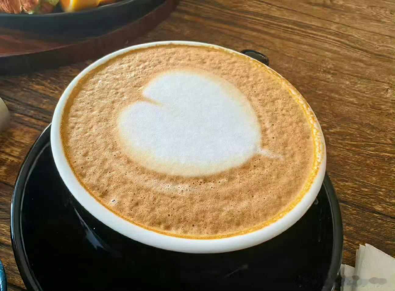 早啊朋友们，新的一天！今天干活要往返一百公里，好困赶紧干一杯咖啡☕️☕️☕️每天