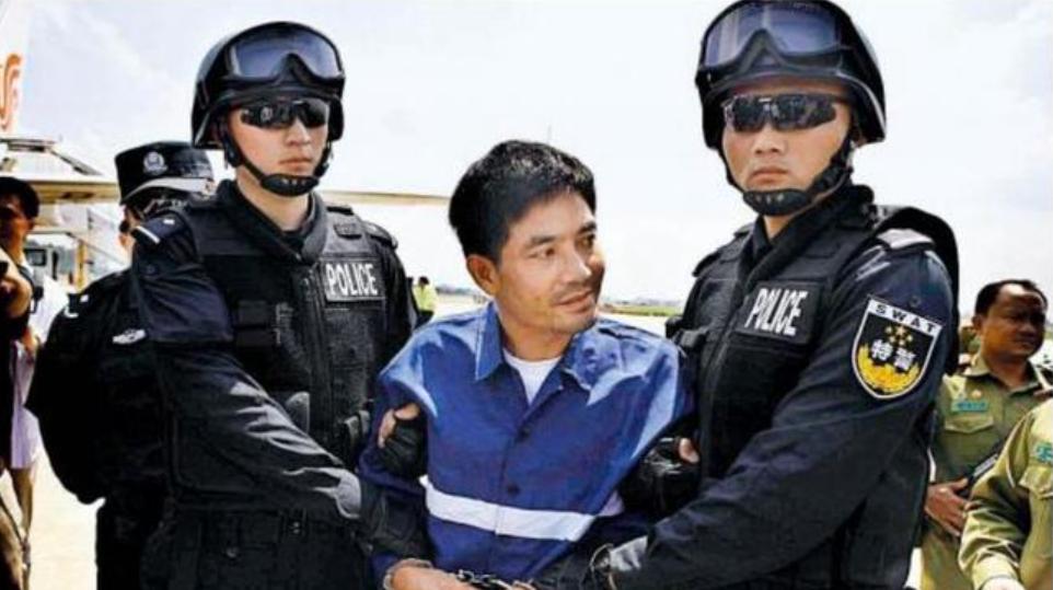 2012年，云南一名特警在执行秘密任务时失联。当时身边大部分人都认为他已在这次行