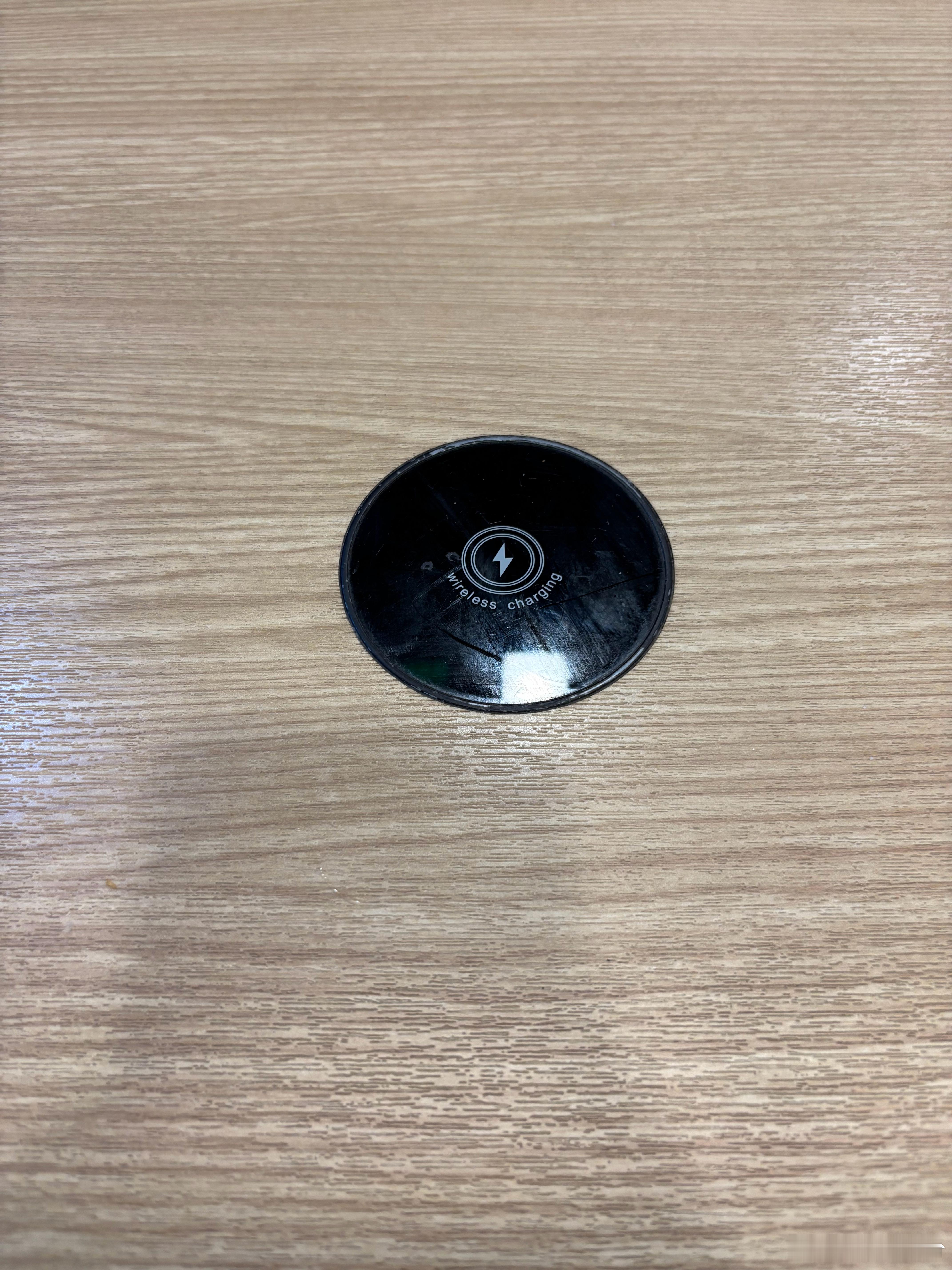 前天跟好大儿去广州，回来的时候去广州南站坐车当时在外面跑了一天，手机都没电了