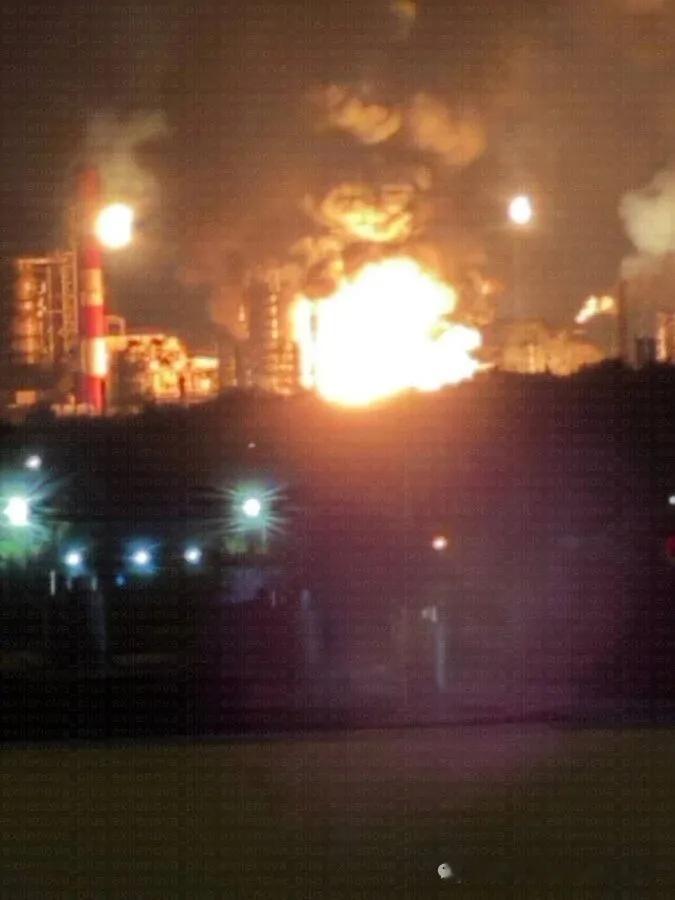 烽火问鼎计划乌克兰再次攻击了年炼油能力达1700万吨梁赞炼油厂，尚未看到俄罗斯
