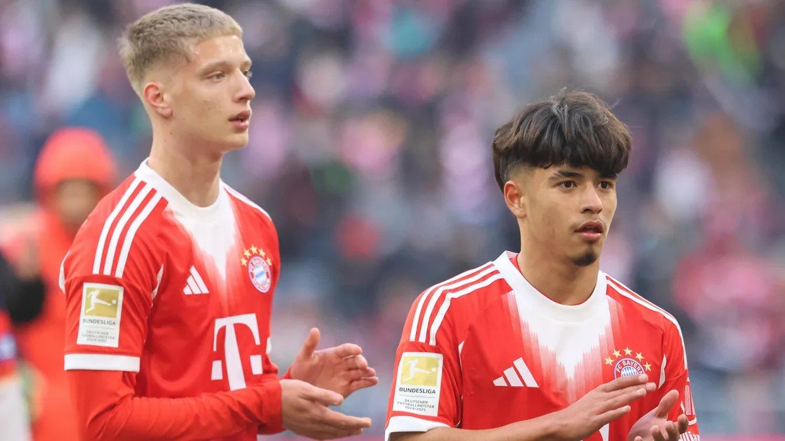 孔帕尼麾下，拜仁慕尼黑的九位德甲首秀新星：亚当・阿兹努——18岁5个月