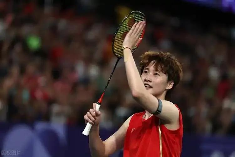 中国公开赛男女单打半决赛对阵!7月25日，国际羽联超级1000中国公开赛爆出大