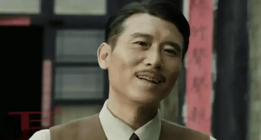 《归队》大结局：汤德远送妻儿回松林镇藏玄机，田小贵叛变早有伏笔。表面投靠日伪军的
