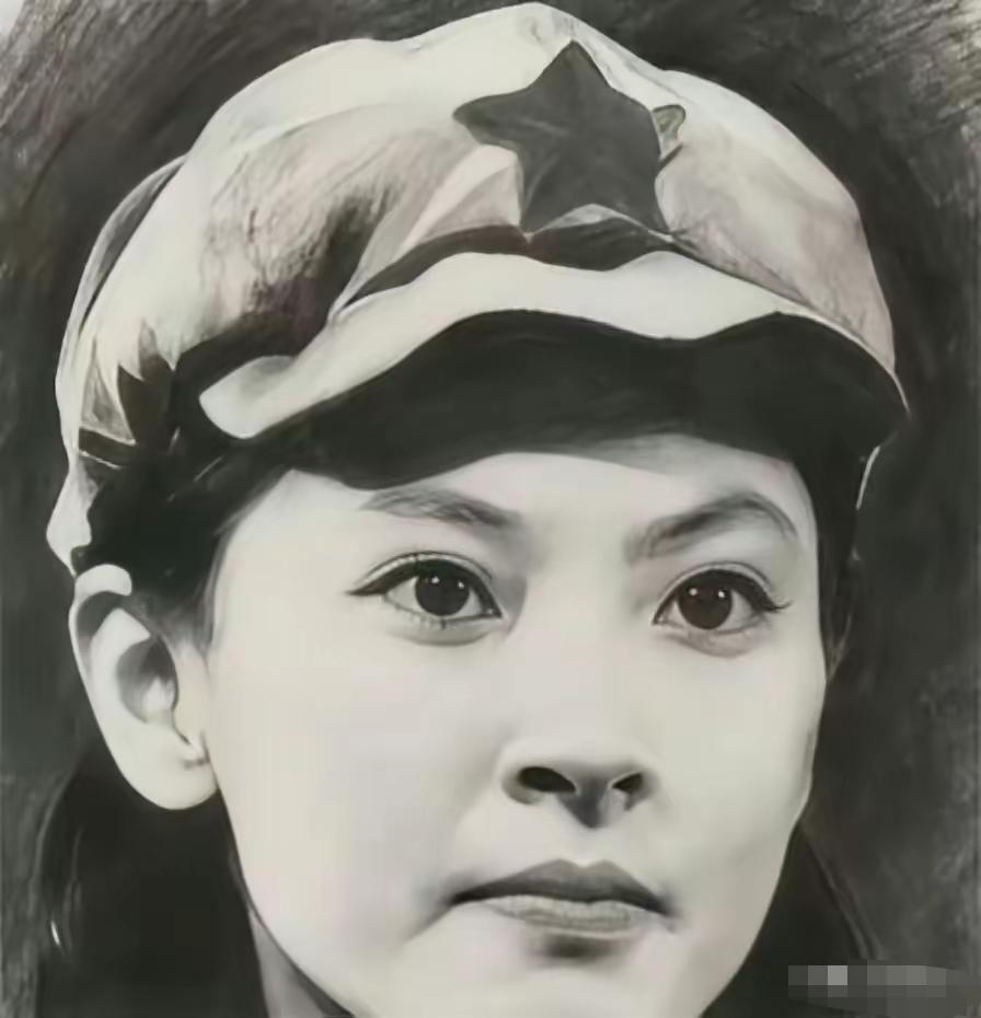 1936年，河西走廊，李开英随妇女团西渡黄河，在马步芳骑兵的围追里死扛。部