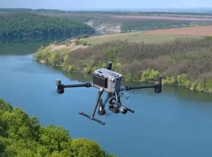 一位美国华人表示“如果中国无人机，足够先进，为什么在战场上打下来的，大多数都是中