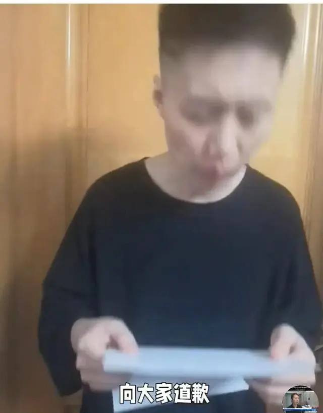 【投诉鲁迅夹烟墙画当事人发长文致歉】#投诉鲁迅墙画女子称并非针对鲁迅#28日晚