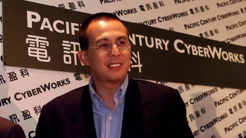 李嘉诚大手笔，实在是太牛了！刷到李家公子2500万美元拿下世界杯转播权的新闻，