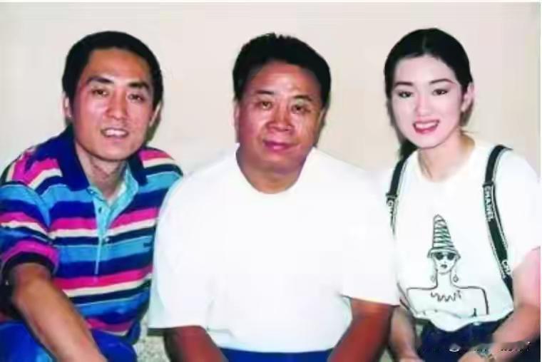 《欢迎来龙餐厅》里扮演老扎的埃及演员火了，却让我想起了吴天明导演，狠批周润发“怕