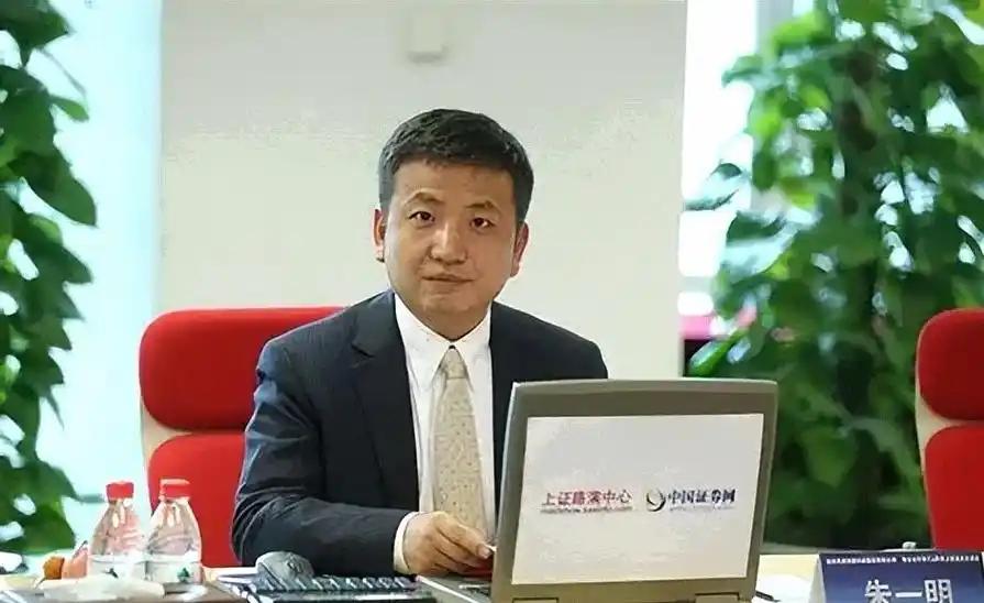 7年巨亏300亿一朝翻盘，国产存储双雄单季抹平亏损，趁巨头战略空窗打破1