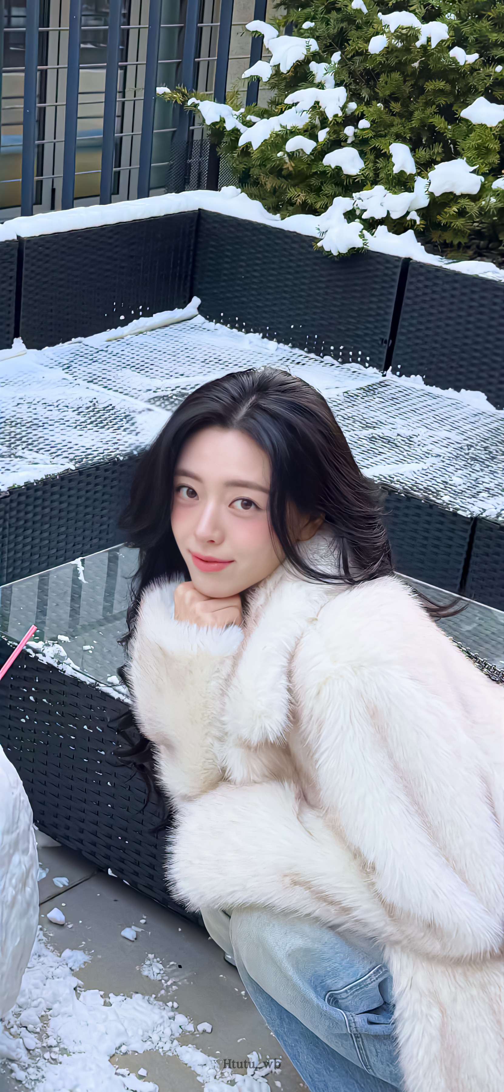 Yuna申有娜壁纸来啦～🐰🍰💭