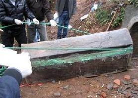 土葬不一定是最好的！人死后身体还是活的，99%的人根本不知道，其实人在死后埋入地