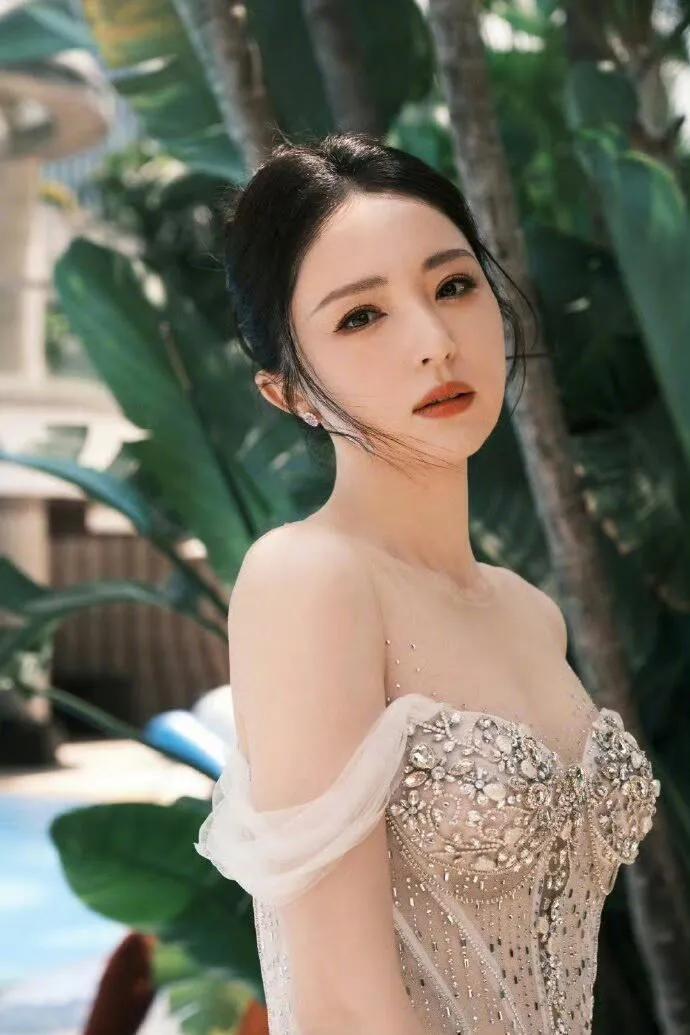 董璇-真的很美||气质女明星女神每个她都闪闪发光