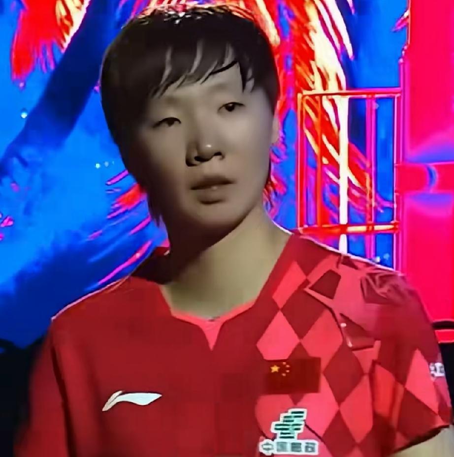 曼昱不敌佐藤瞳，接下来女队可能面对以下几个问题。1、莎莎兼顾混双和单打，这下外