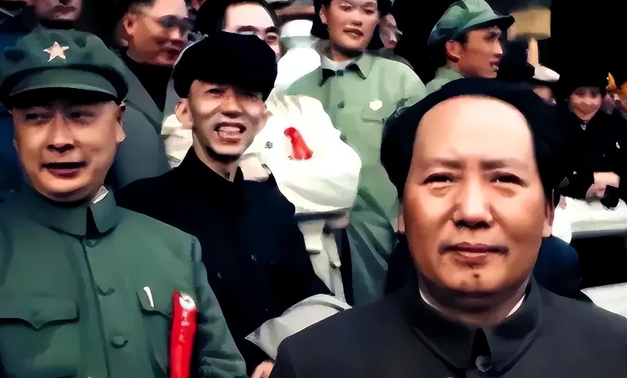 李银桥曾说过，毛主席在党内党外的朋友很多，但陈毅是个例外，因为毛主席和陈毅的关系