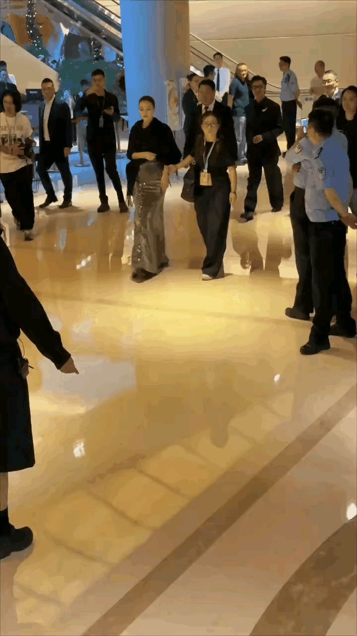 高圆圆女神真美啊！即使已46岁了也是美的，不愧是“国民媳妇”，曾经全中国男人都想