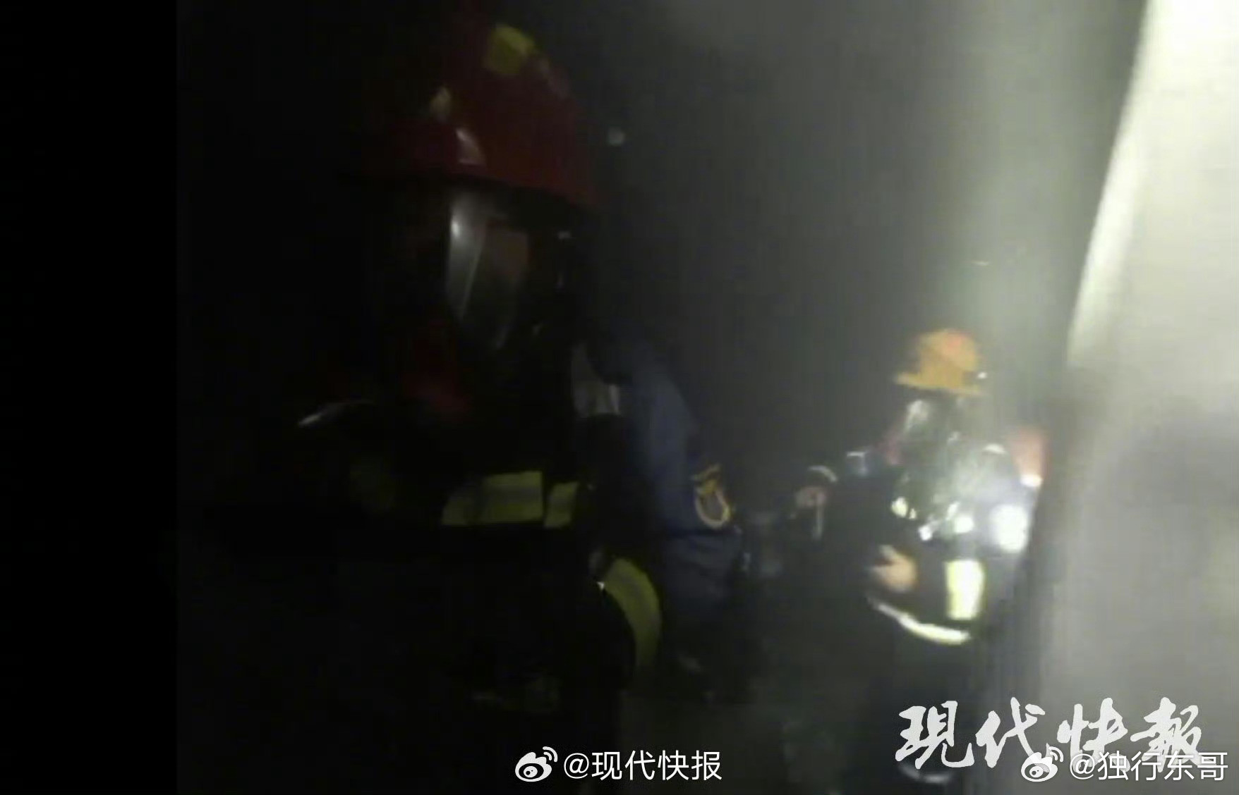 连云港消防回应火灾母女坠楼连云港当地回应火灾母女坠楼【连云港当地还原救援过程】7