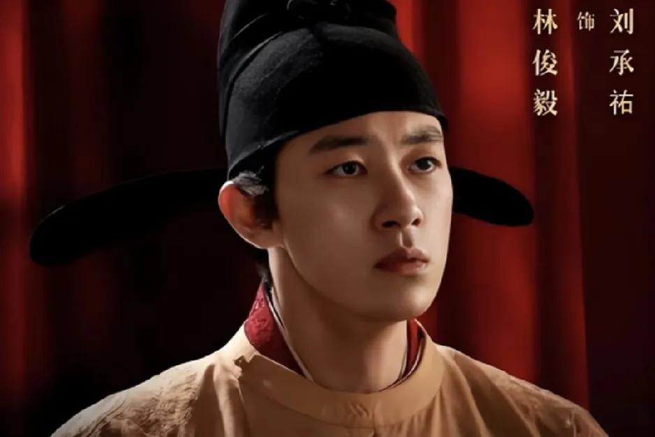 太平年里的刘承祐，我怀疑他是个超雄，一上位，把郭家父子除外的所有家眷全部祭天。