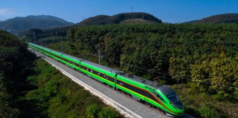 越南为获取中国高铁技术，花巨资赴中国取隧道技术，为越南自建高铁做准备！要说越