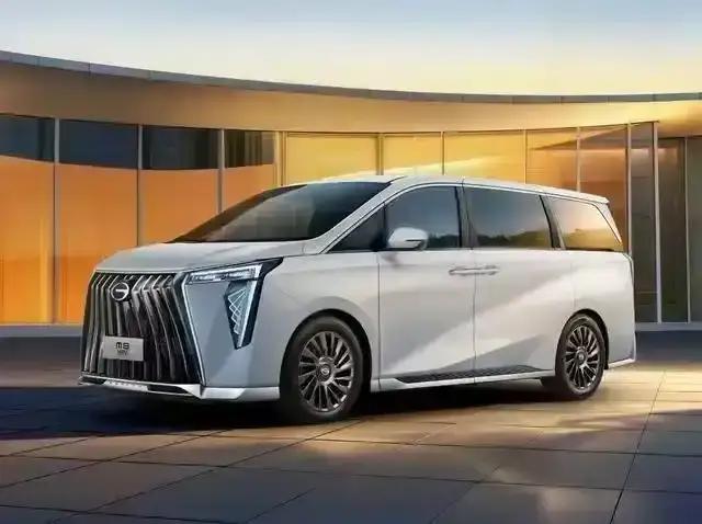 一觉醒来，科技圈发布4条好消息∶1、恰逢两会期间，中国半导体业内大佬集体发文，